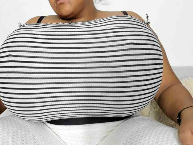 Modella: Bigmom-22