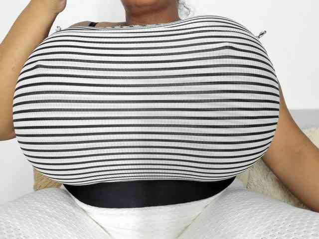 Bigmom-22 webcam