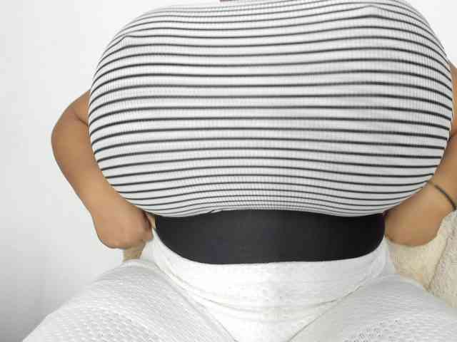 Bigmom-22 webcam