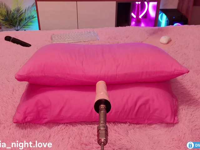 LolyNight live cam on BongaCams