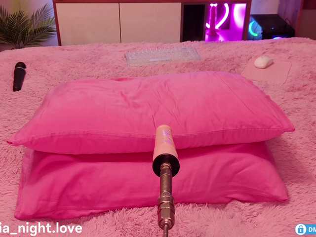 LolyNight live cam on BongaCams