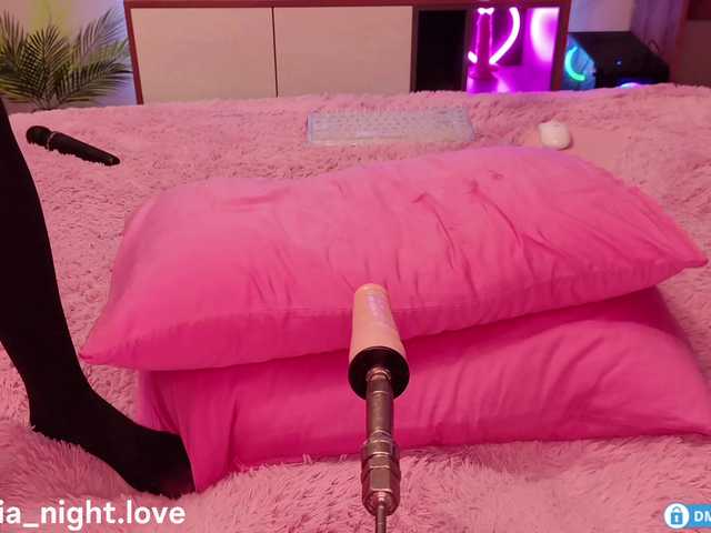 LolyNight live cam on BongaCams