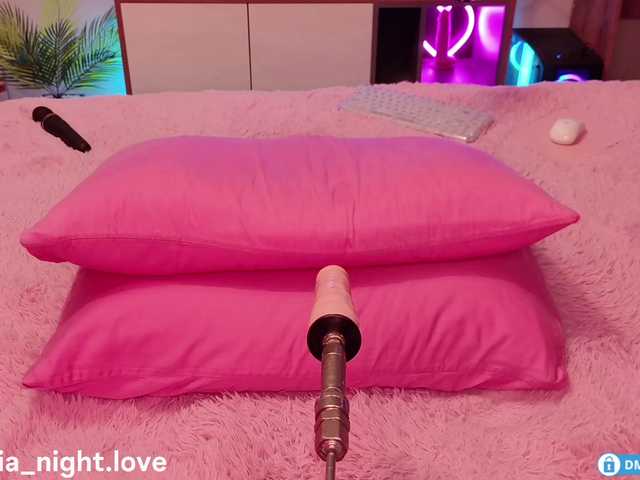 LolyNight live cam on BongaCams