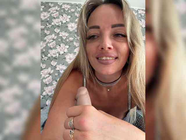 Lilianna- Sex Cam Show