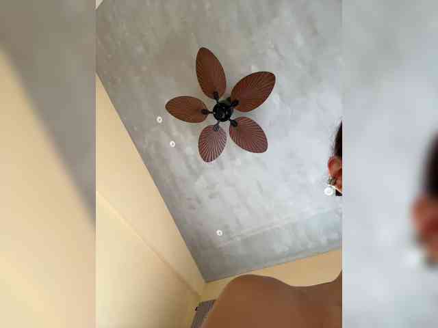 --SATIVA-- Sex Cam Show