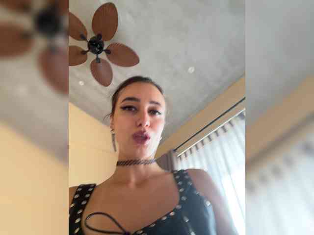 --SATIVA-- Sex Cam Show