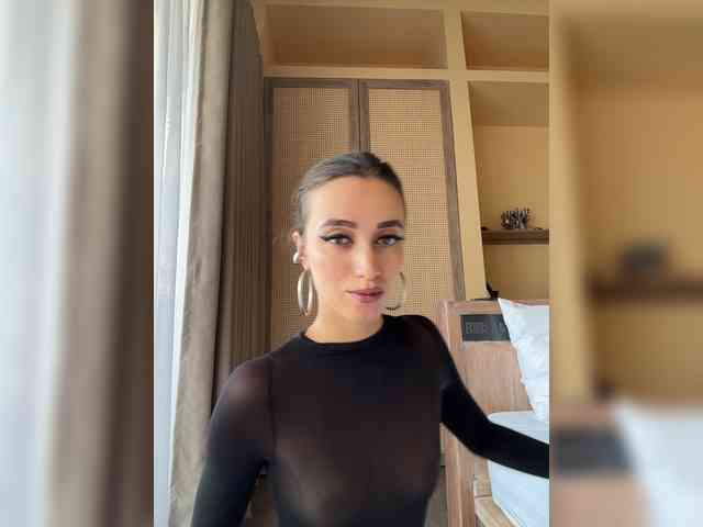 --SATIVA-- Sex Cam Show