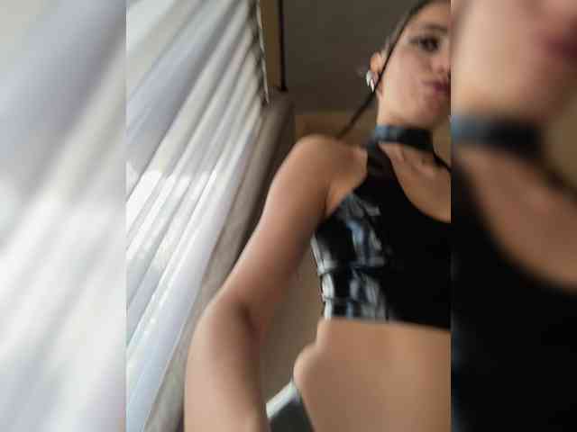 --SATIVA-- Sex Cam Show