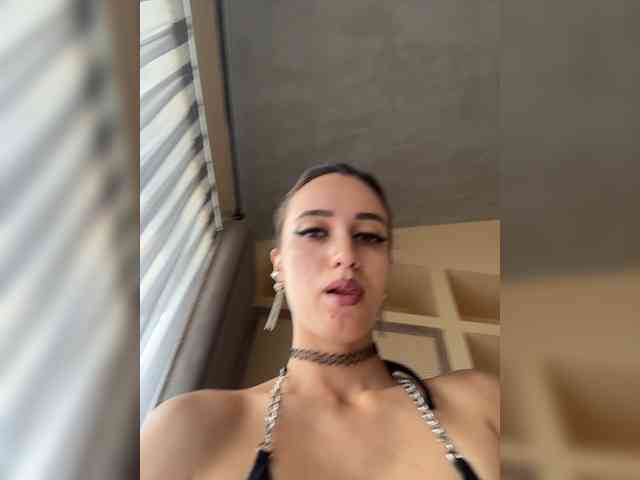 --SATIVA-- Sex Cam Show