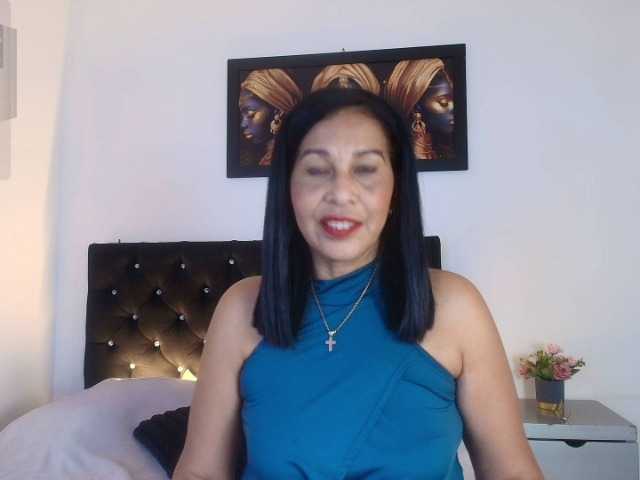 Shanon-mature live cam preview