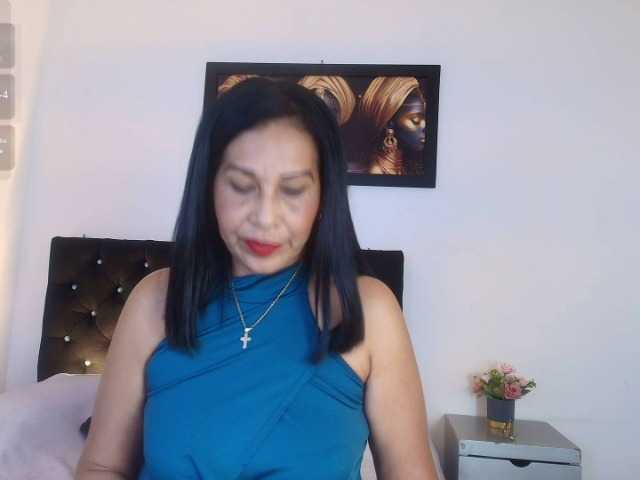 Shanon-mature live cam preview