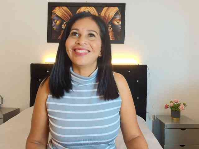 Shanon-mature Shanon-mature
