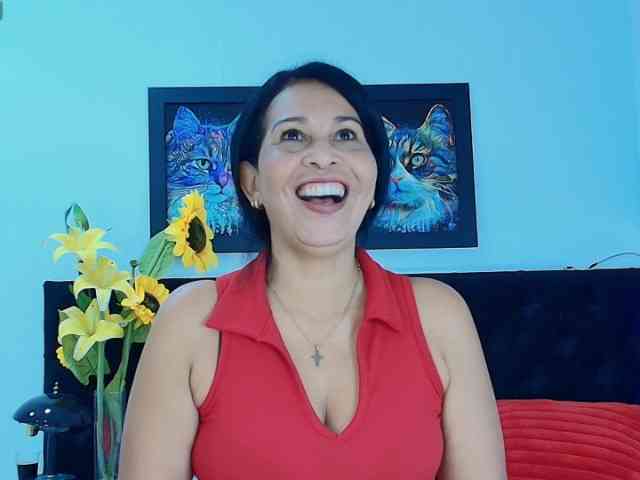 Shanon-mature Shanon-mature