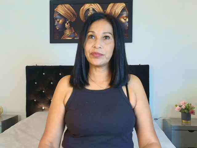 Shanon-mature Shanon-mature