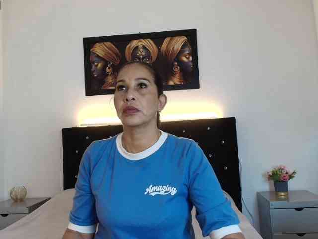 Shanon-mature Shanon-mature