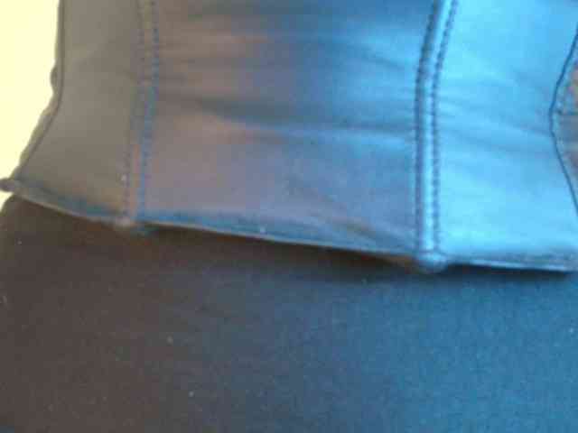 Shanon-mature webcam