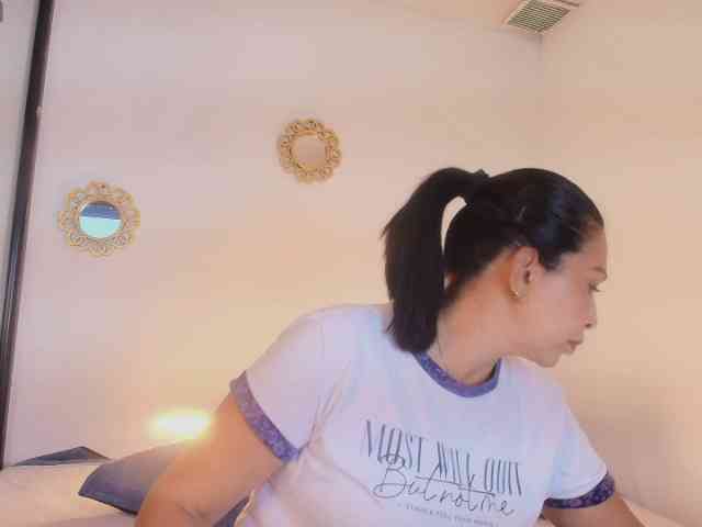 Shanon-mature Shanon-mature
