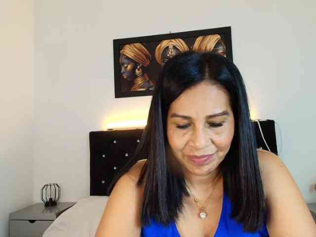 Shanon-mature Shanon-mature