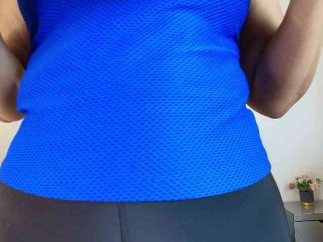Shanon-mature webcam