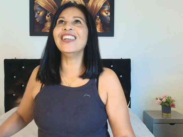 Shanon-mature Shanon-mature