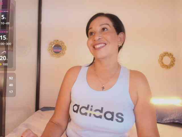 Shanon-mature Shanon-mature