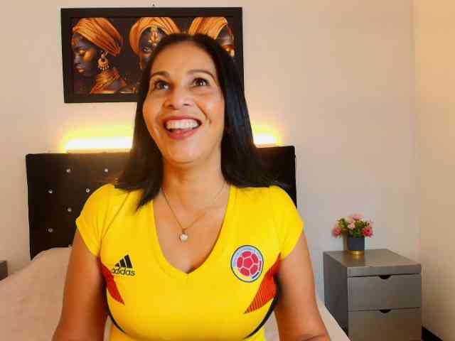 Shanon-mature Shanon-mature