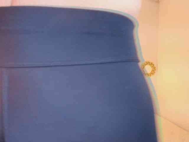 Shanon-mature webcam