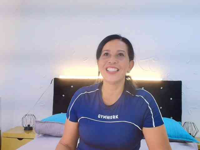 Shanon-mature Shanon-mature