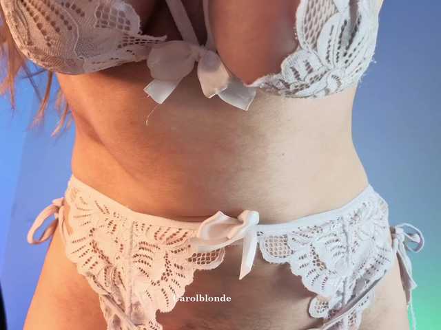Charlotte-glasses Live Cam pe BongaCams