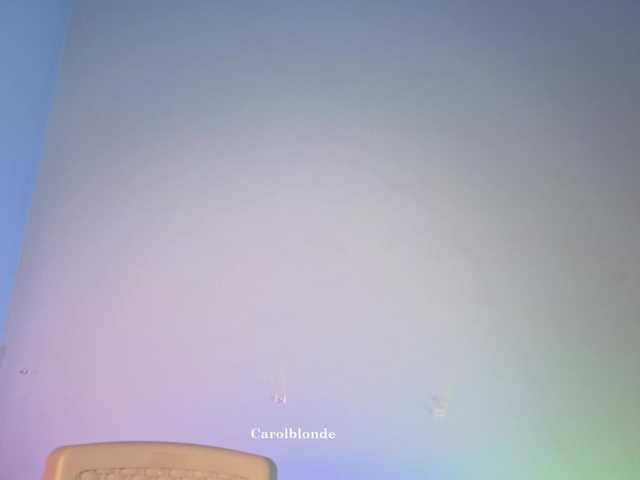 Carolblonde live webcam show