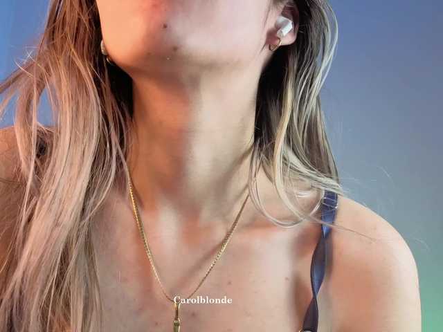 Charlotte-glasses live webcam show