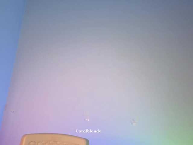 Carolblonde live webcam show