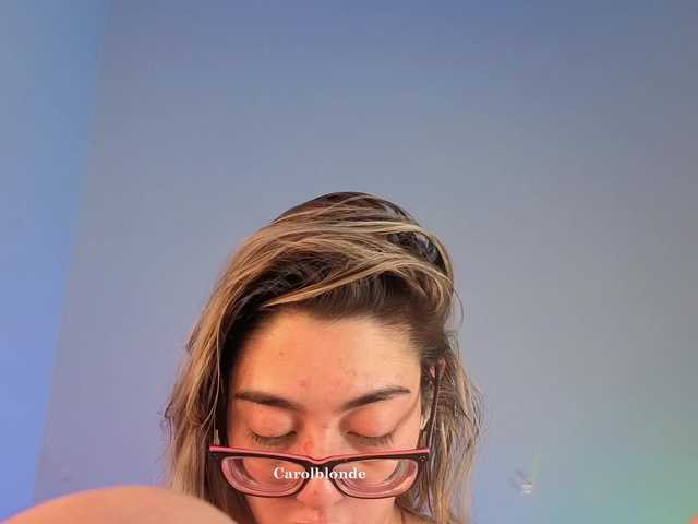 Charlotte-glasses live webcam show