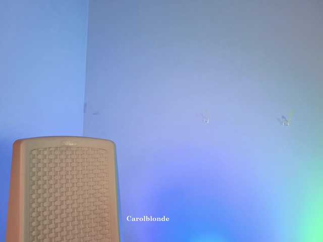 Charlotte-glasses live cam on BongaCams