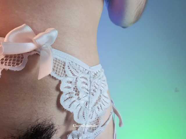 Carolblonde live cam preview