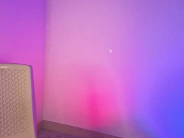 Carolblonde live cam on BongaCams