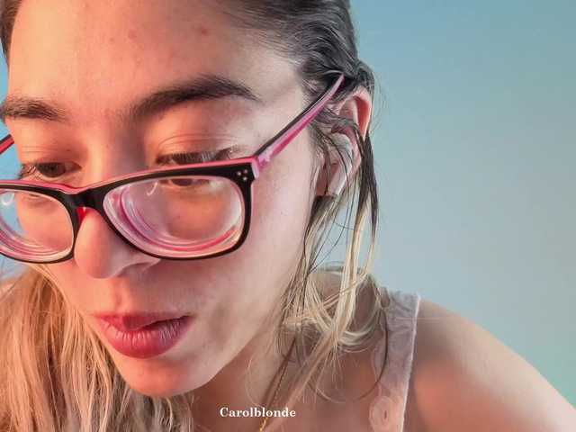 Charlotte-glasses's BongaCams show and profile
