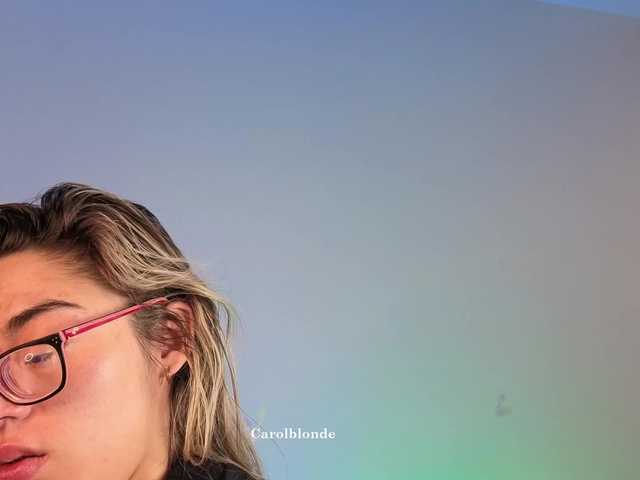 Charlotte-glasses live webcam show
