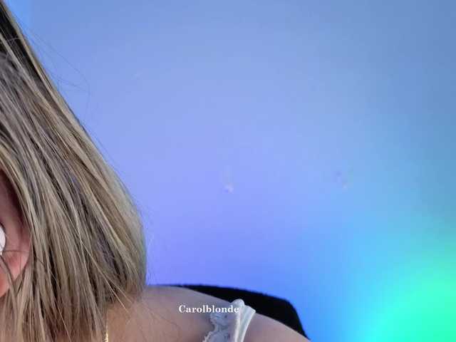 Charlotte-glasses live cam on BongaCams