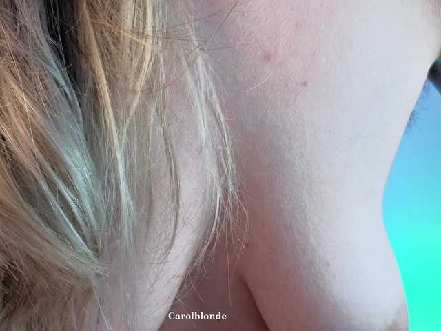 Carolblonde webcam