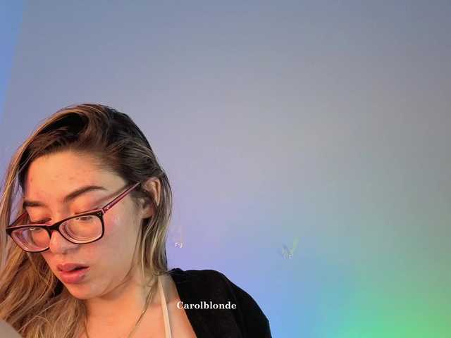 Charlotte-glasses live cam on BongaCams