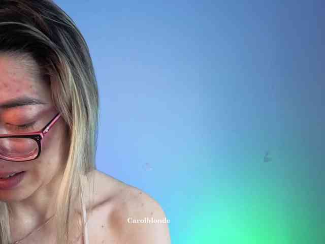 Carolblonde webcam