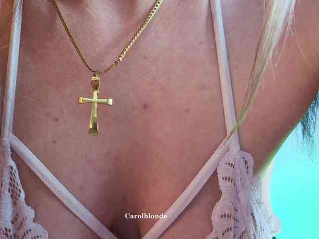 Carolblonde webcam