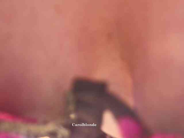 Carolblonde webcam
