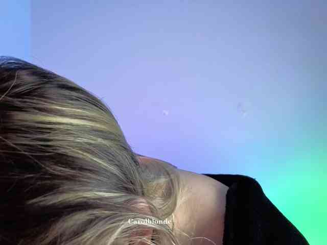 Carolblonde webcam