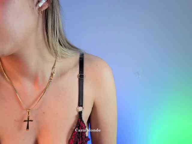 Carolblonde webcam