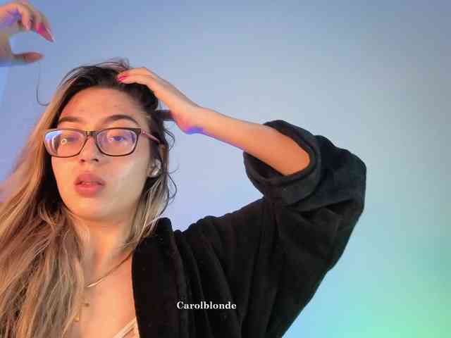 Carolblonde webcam
