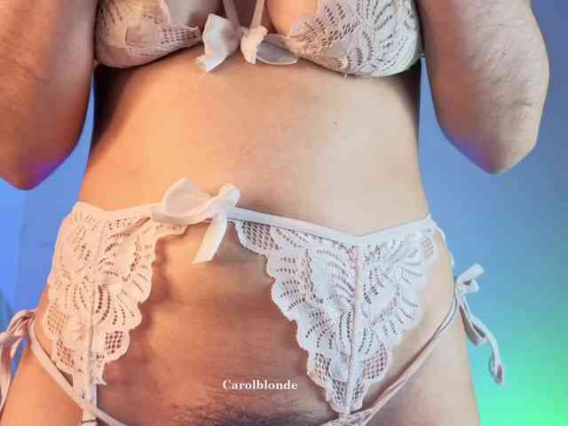 Carolblonde webcam
