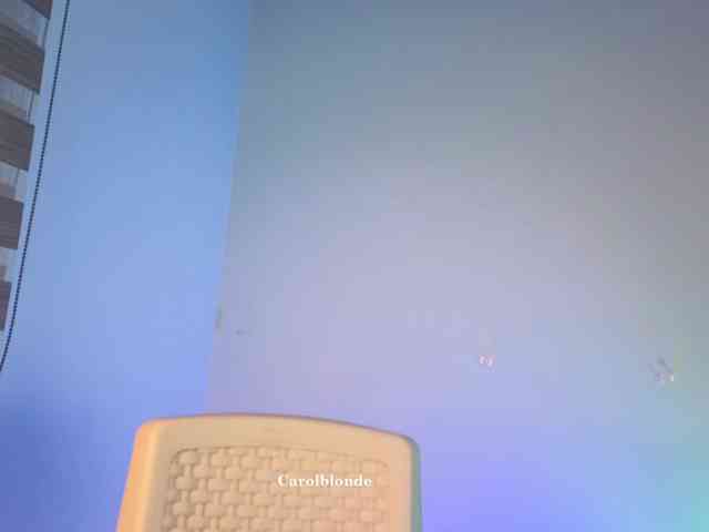 Carolblonde webcam