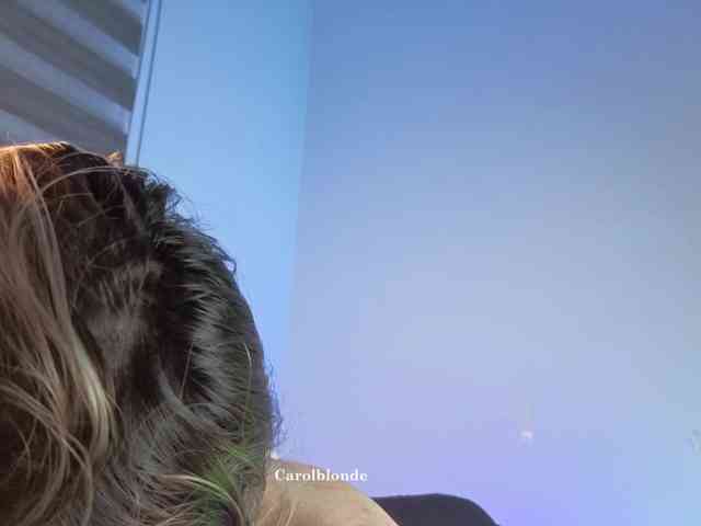 Carolblonde webcam
